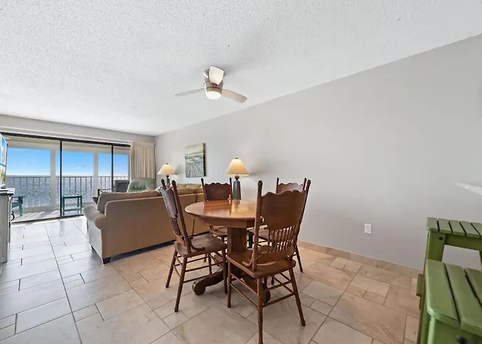 Edgewater 82- Floor To Ceiling Glass Doors Holiday home *