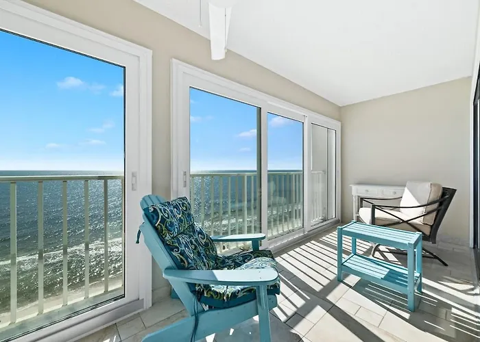 Edgewater 82- Floor To Ceiling Glass Doors Holiday home