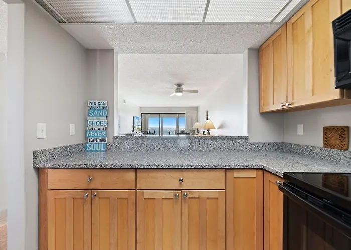 Edgewater 82- Floor To Ceiling Glass Doors Holiday home Gulf Shores